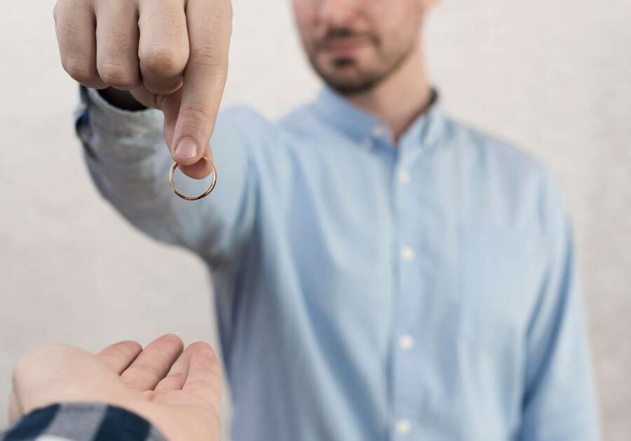 Antara Perempuan, Pendidikan, dan Mahar: Apakah Perempuan Masih Dianggap sebagai Komoditas?