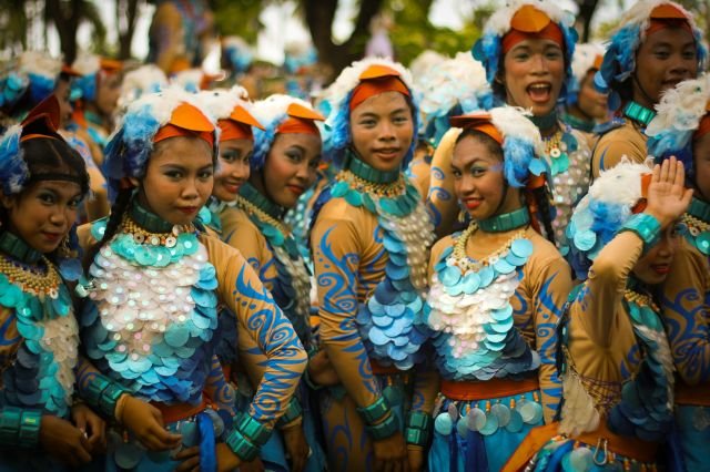 Gayatri Masa Kini: Logika, Kasih, dan Rasa