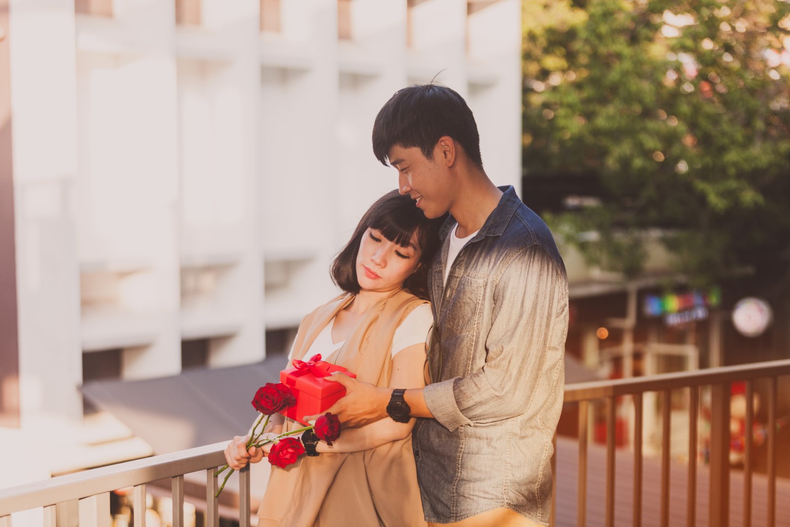 Aku Menolak Disebut Perempuan Sederhana Demi Cinta yang Setara